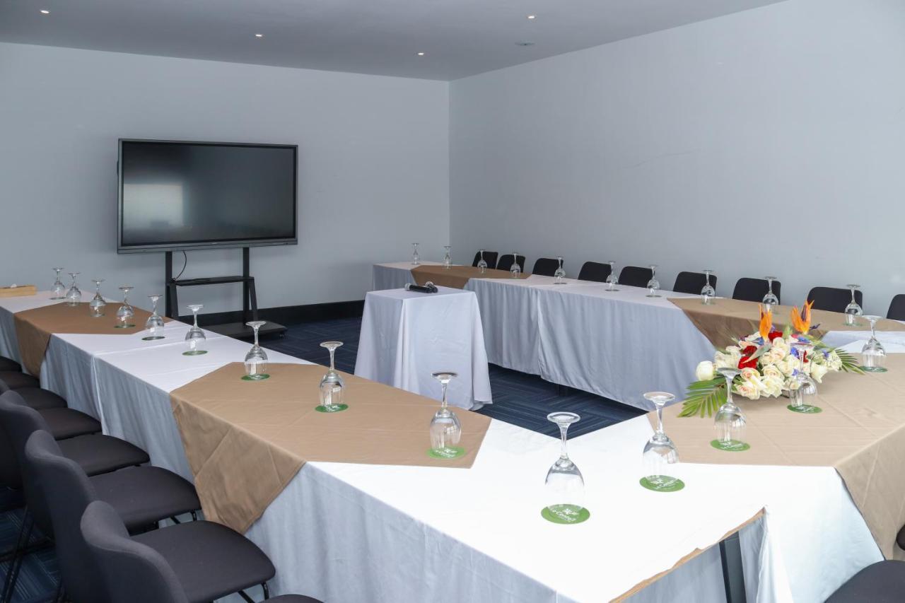 Le Centell Hotel & Spa (Adults Only) Antananarivo Bagian luar foto